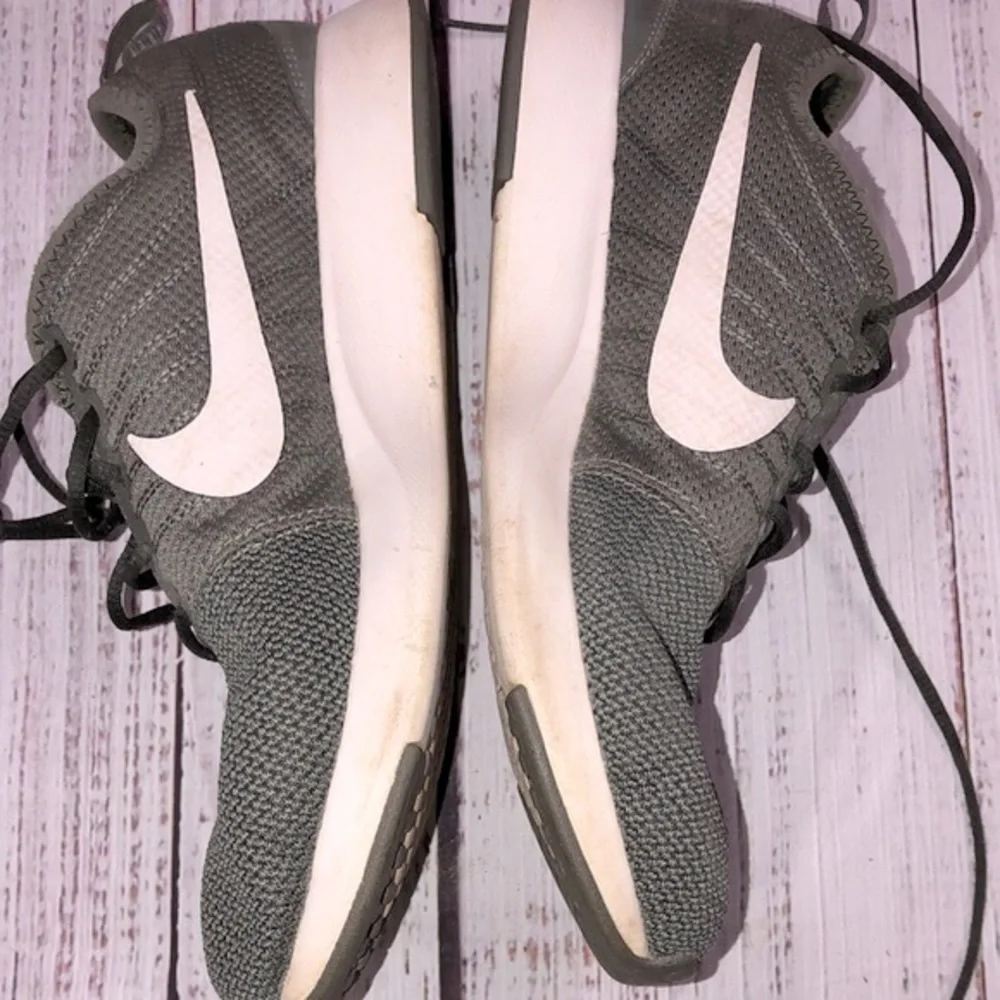 Nike dualtone racer sneakers size 7Y
